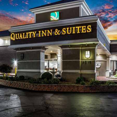 Quality Inn & Suites Kansas City - Independence I-70 East Esterno foto