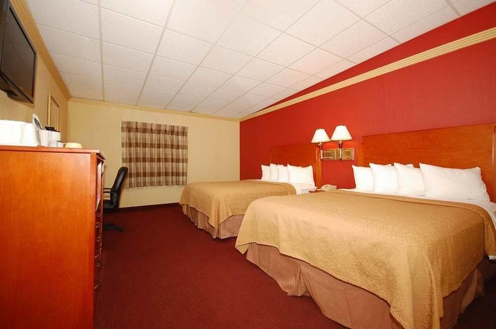 Quality Inn & Suites Kansas City - Independence I-70 East Esterno foto